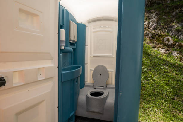 Best Construction site porta potty rental  in Tuscola, IL